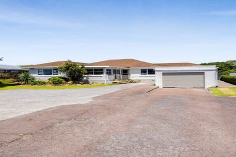 Photo of property in 1354 Devon Road, Brixton, Waitara, 4382