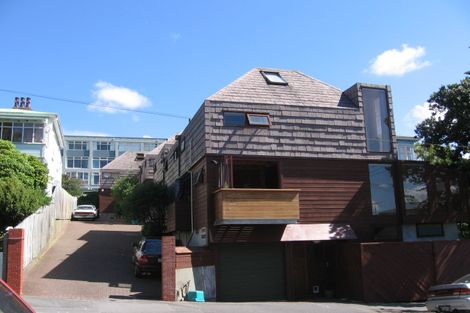 Photo of property in 70 Majoribanks Street, Mount Victoria, Wellington, 6011