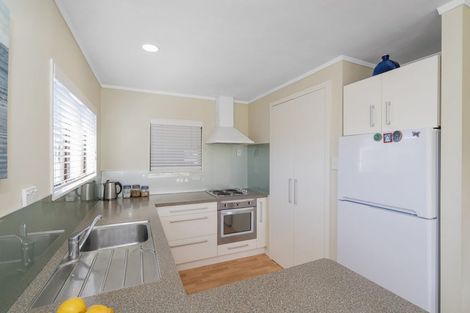 Photo of property in 28 Nicholas Avenue, Whitianga, 3510