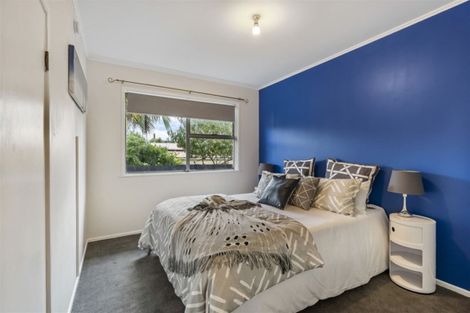 Photo of property in 1/32 Manuka Road, Glenfield, Auckland, 0629