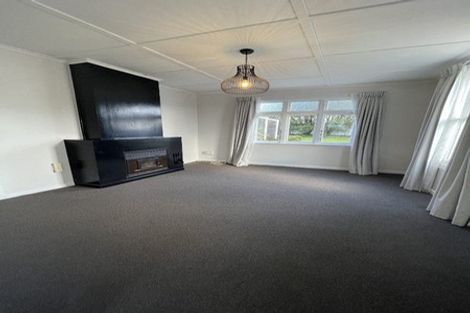 Photo of property in 87 Don Buck Road, Massey, Auckland, 0614