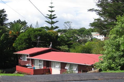 Photo of property in 52a Sunnyside Road, Sunnyvale, Auckland, 0612