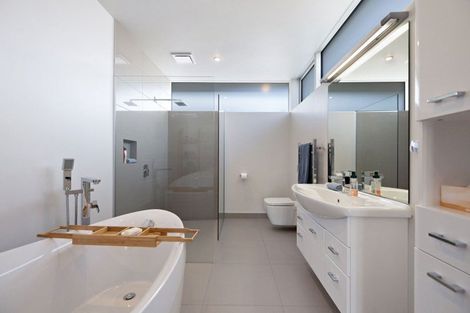 Photo of property in 9 Stewart Street, Frankton, Queenstown, 9300
