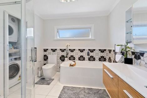 Photo of property in 60 Konini Street, Wainuiomata, Lower Hutt, 5014