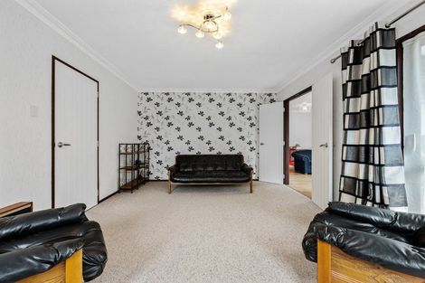 Photo of property in 57 Karnak Crescent, Russley, Christchurch, 8042