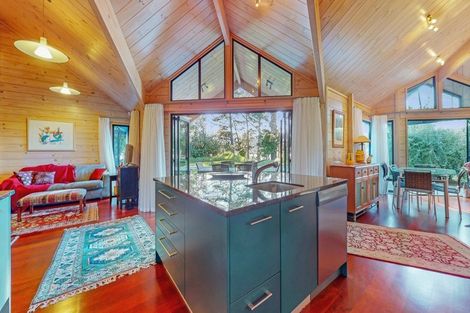 Photo of property in 79 Tangiteroria Lane, Pauanui, Hikuai, 3579