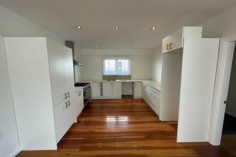 Photo of property in 20 South Street, Petone, Lower Hutt, 5012