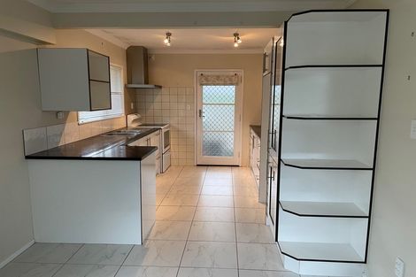 Photo of property in 2/1 Prangley Avenue, Mangere, Auckland, 2022