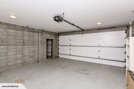 Photo of property in 147 Molesworth Street, New Plymouth, 4312
