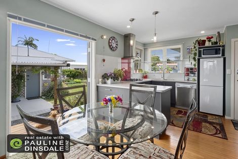 Photo of property in 17 Kokich Crescent, Onerahi, Whangarei, 0110