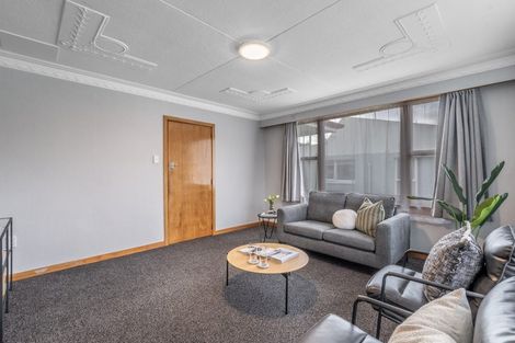 Photo of property in 1 Crombie Street, Gore, 9710