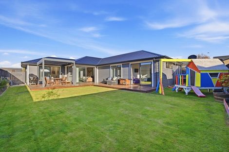 Photo of property in 5 Tulett Park Drive, Casebrook, Christchurch, 8051
