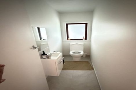 Photo of property in 81 Kenmore Street, Newlands, Wellington, 6037