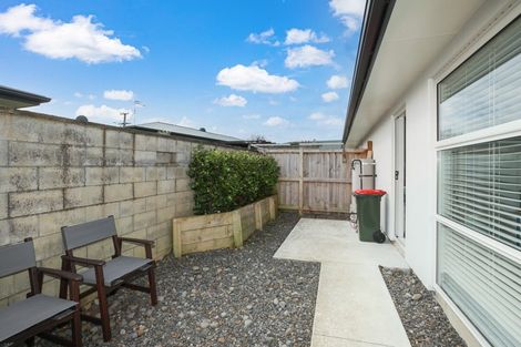 Photo of property in 28u3 Heath Street, Saint Andrews, Hamilton, 3200