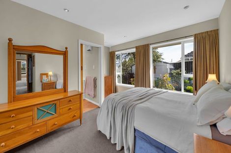 Photo of property in 32 Coniston Avenue, Ilam, Christchurch, 8041