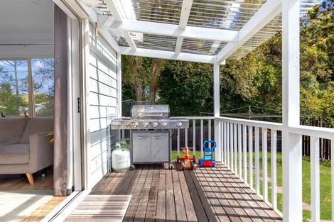 Photo of property in 2/137 Awaroa Road, Helensville, 0800