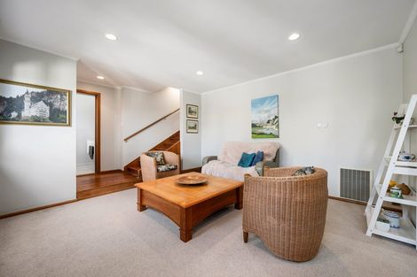 Photo of property in 19 Rawhiti Terrace, Kelburn, Wellington, 6012