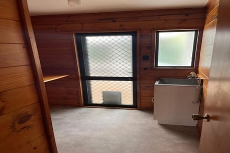 Photo of property in 3/8a Alma Street, Te Atatu South, Auckland, 0610