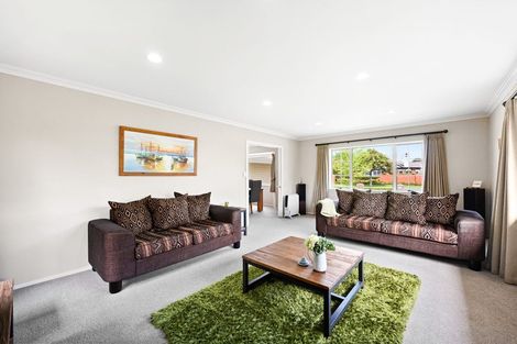 Photo of property in 5 Fernwater Place, Flagstaff, Hamilton, 3210