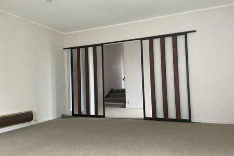 Photo of property in 70 Mountbatten Avenue, Hillcrest, Auckland, 0627