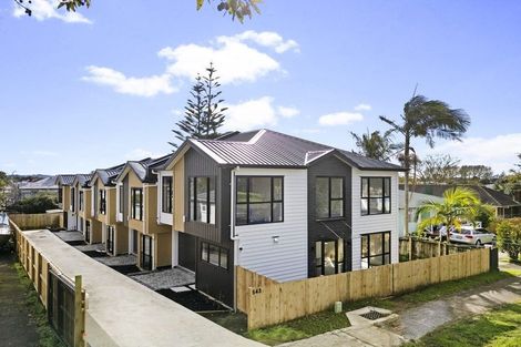 Photo of property in 543b Massey Road, Mangere, Auckland, 2022