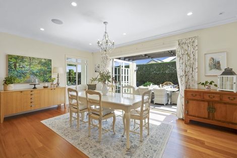 Photo of property in 8b Sampson Avenue, Waiwhakaiho, New Plymouth, 4312