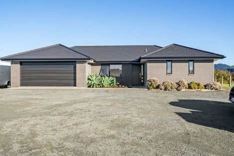 Photo of property in 2 Nihotetea Lane, Maunu, Whangarei, 0110
