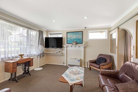Photo of property in 38 Manuka Street, Castlecliff, Whanganui, 4501