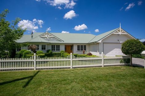 Photo of property in 1 Calvert Place, Cambridge, 3434