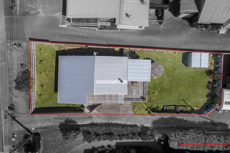 Photo of property in 30 Holiday Road, Stanmore Bay, Whangaparaoa, 0932