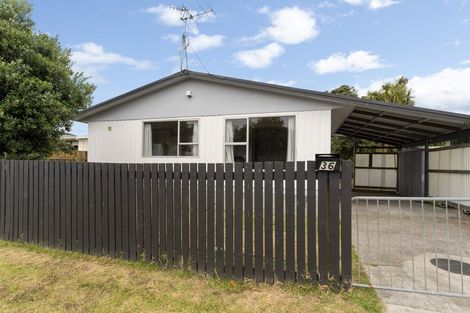 Photo of property in 36 Makarini Street, Paraparaumu, 5032