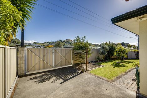 Photo of property in 35 Beaufort Place, Taradale, Napier, 4112
