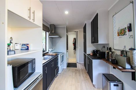 Photo of property in 32 Owhiti Street, Titahi Bay, Porirua, 5022