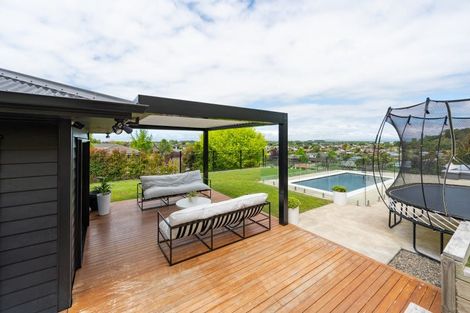 Photo of property in 45 Kent Terrace, Taradale, Napier, 4112