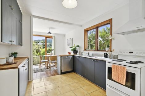 Photo of property in 86 Curtis Street, Northland, Wellington, 6012
