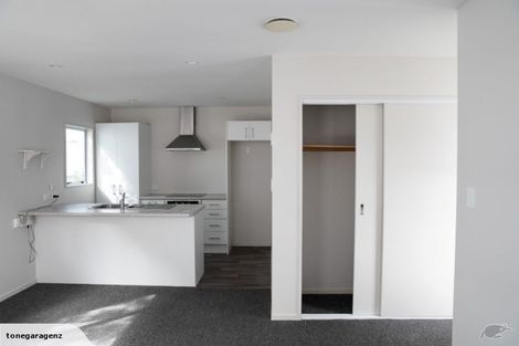 Photo of property in 13 Gala Place, Henderson, Auckland, 0612