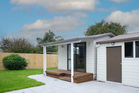 Photo of property in 32 Bateman Avenue, Bryndwr, Christchurch, 8053