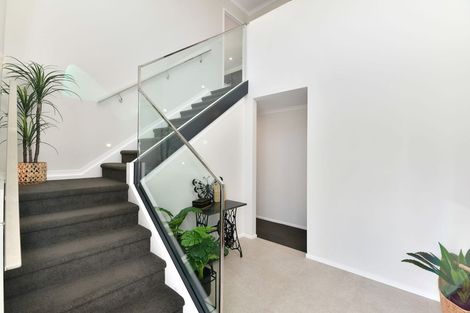 Photo of property in 36 Manhattan Rise, Orewa, 0931