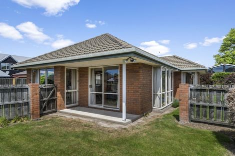 Photo of property in 9 Wittys Road, Avonhead, Christchurch, 8042