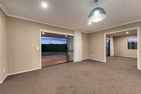 Photo of property in 5 Nancy Lane, Wanaka, 9305