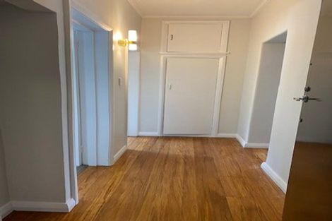 Photo of property in 1u4 Earls Terrace, Mount Victoria, Wellington, 6011