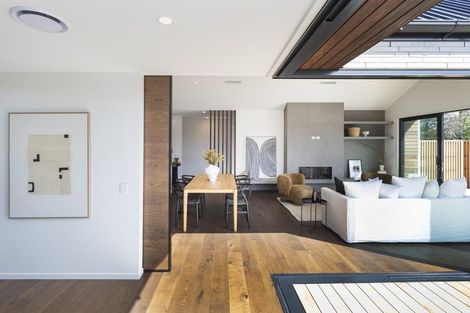 Photo of property in 160 Gardiners Road, Harewood, Christchurch, 8051