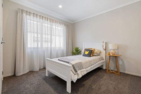 Photo of property in 19 Kakariki Lane, Rototuna North, 3210