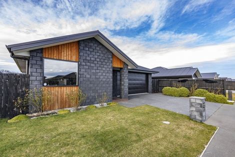 Photo of property in 41 Selfe Crescent, Burwood, Christchurch, 8083