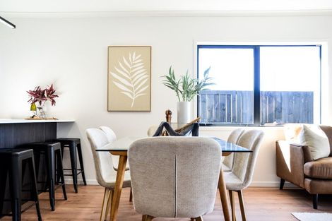 Photo of property in 18 Tiroake Street, Ruakura, Hamilton, 3214