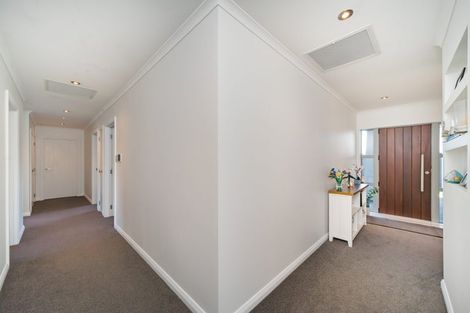 Photo of property in 26 Chestnut Close, Kelvin Grove, Palmerston North, 4414