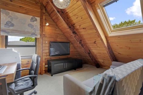 Photo of property in 116a Watford Street, Strowan, Christchurch, 8052