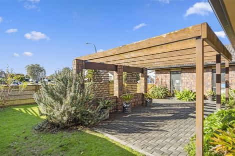 Photo of property in 21 Nicole Place, Papamoa Beach, Papamoa, 3118