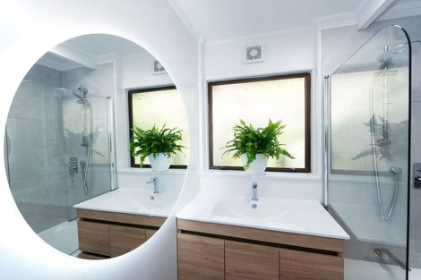 Photo of property in 96 Te Haumi Drive, Paihia, 0200