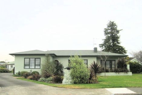 Photo of property in 12 Chester Place, Taradale, Napier, 4112
